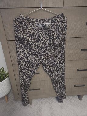 H &M Leopard Print Pants - Neutral Tan & Black
